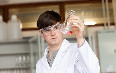 Custom Synthesis and Manufacturing